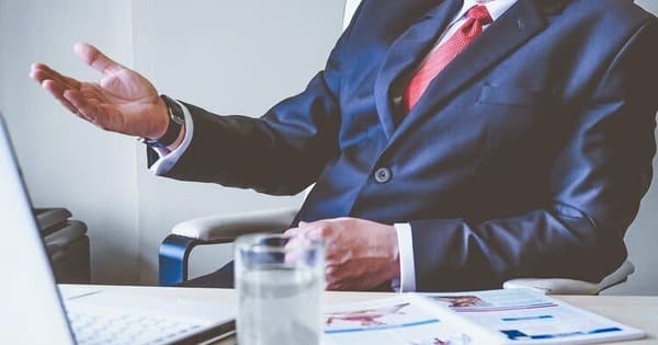 合わない上司の悩み相談