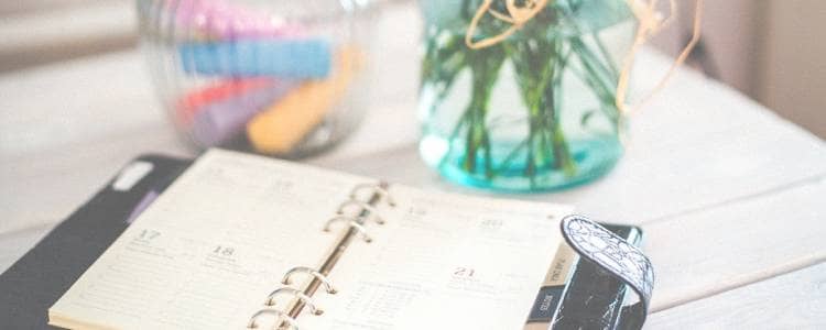 職場などの人間関係に悩みやすい人の特徴