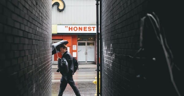 浮気夫にとって妻とは？夫の本音・深層心理分析